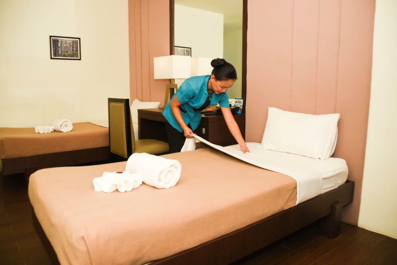 Plaza 4* Tacloban