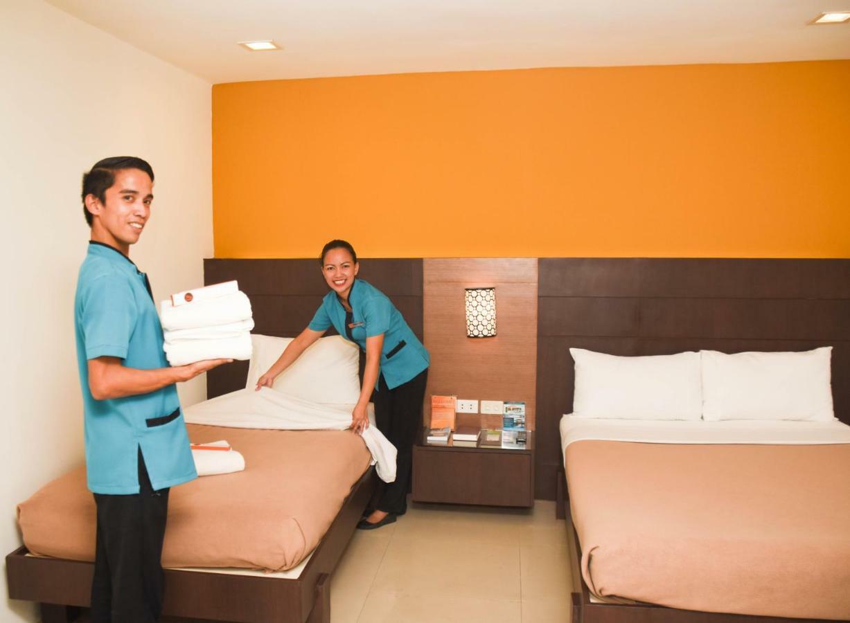 Plaza Hotel 4*