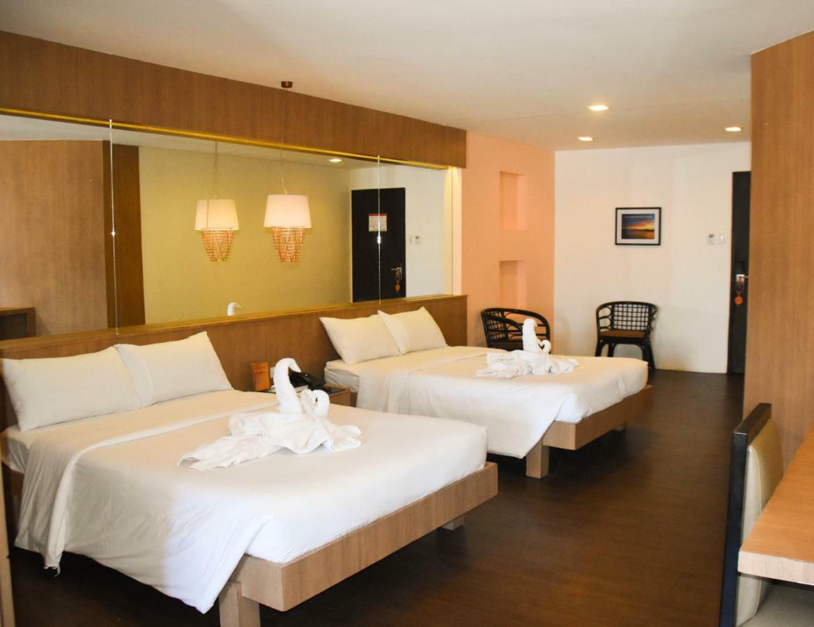 Hotel Plaza 4*