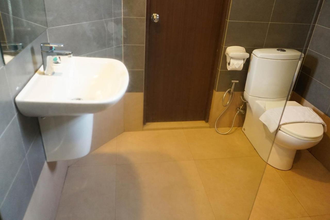 Plaza 4* Tacloban